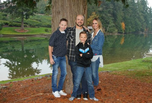 Photoshoot at Lake Tapps of Two Families